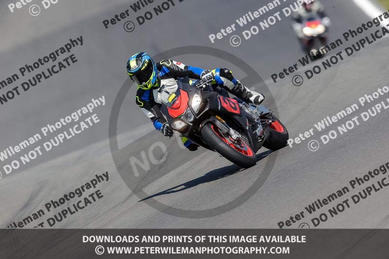 donington no limits trackday;donington park photographs;donington trackday photographs;no limits trackdays;peter wileman photography;trackday digital images;trackday photos